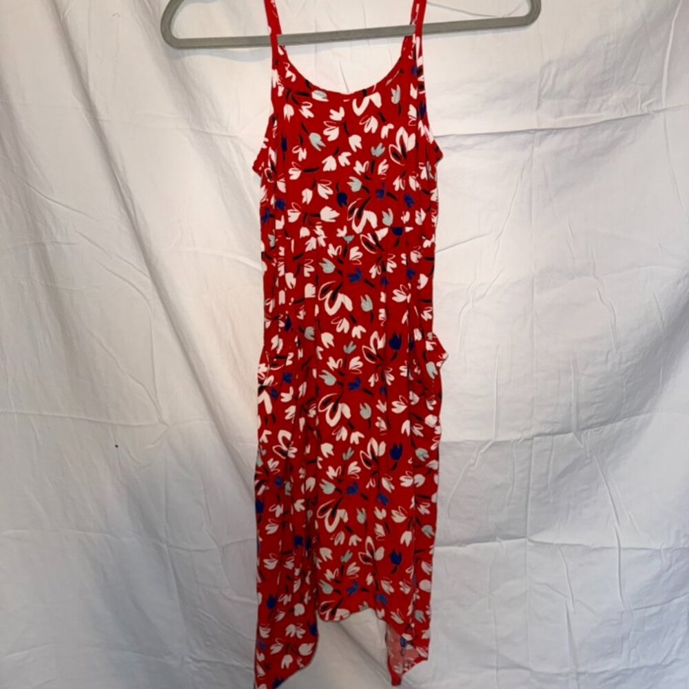 Sleeveless light and breezy summer dress